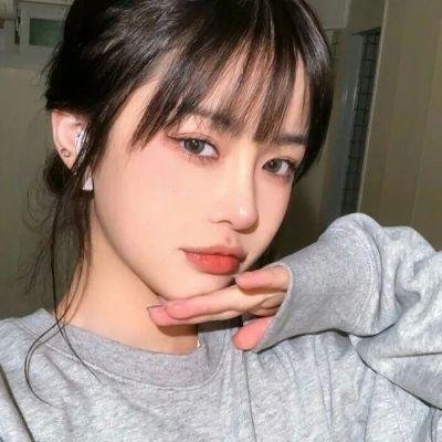 我们中的一个被绊倒